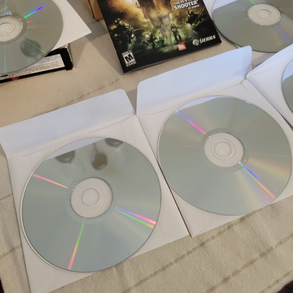 2005 FEAR PC Gamers Editors Choice Edition - Picture 15 of 16